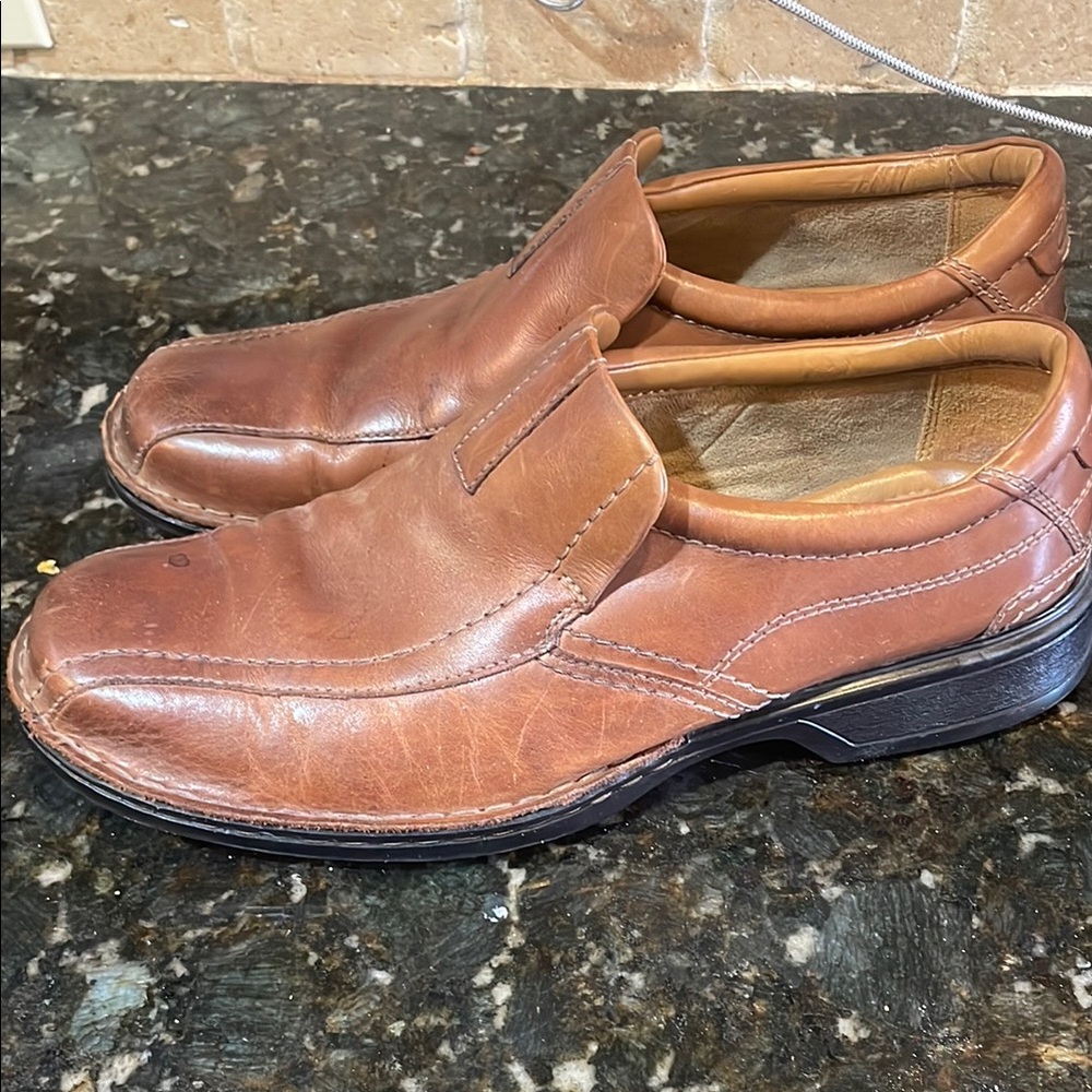 Clark’s Leather Dress Shoes! Men’s 10